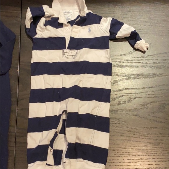 (2) Long Sleeve Rompers (1) Polo Shirt - Picture 3 of 4